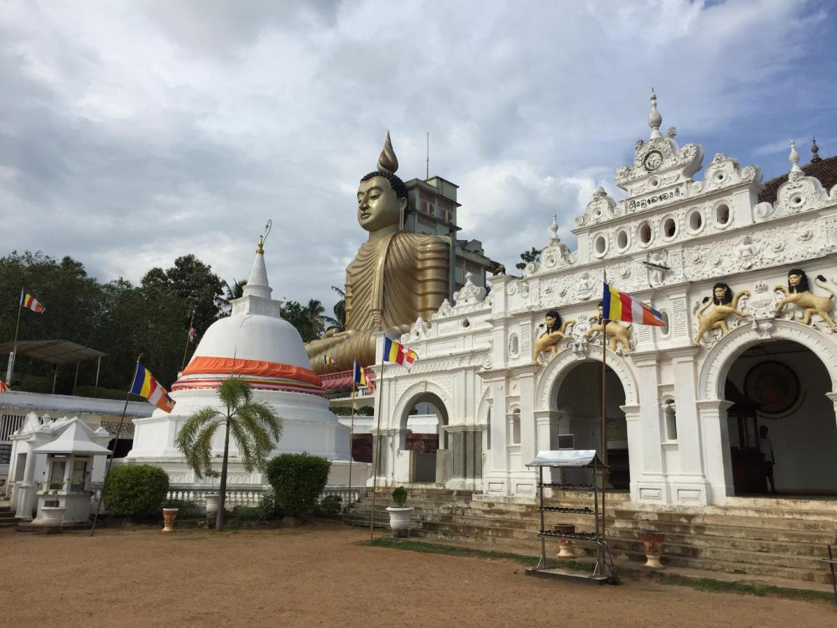 Отель Kelaya At Hiriketiya Collection Диквелла Экстерьер фото